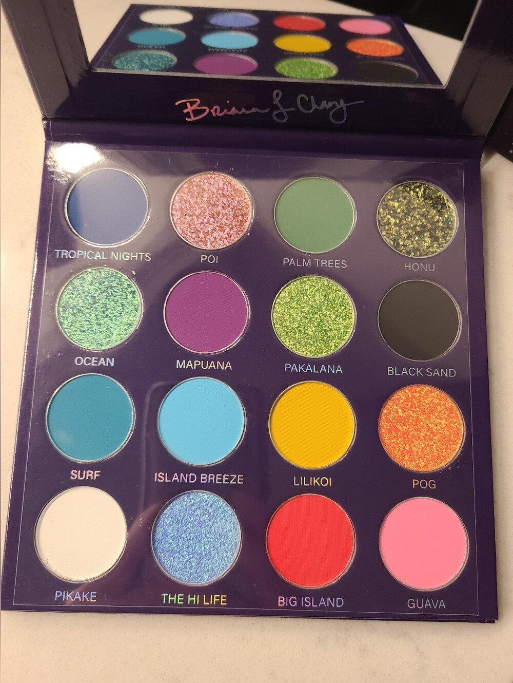 Bri C Beauty X It's Bel Cosmetics TROPICAL NIGHTS Eyeshadow Palette - Picture 4 of 7
